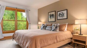 2 bedrooms, iron/ironing board, travel crib, WiFi