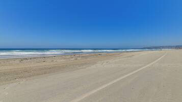 Sun loungers, beach towels