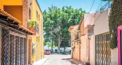 Welcome to your dream apartment in the heart of Centro Ajijic. Modern and New.