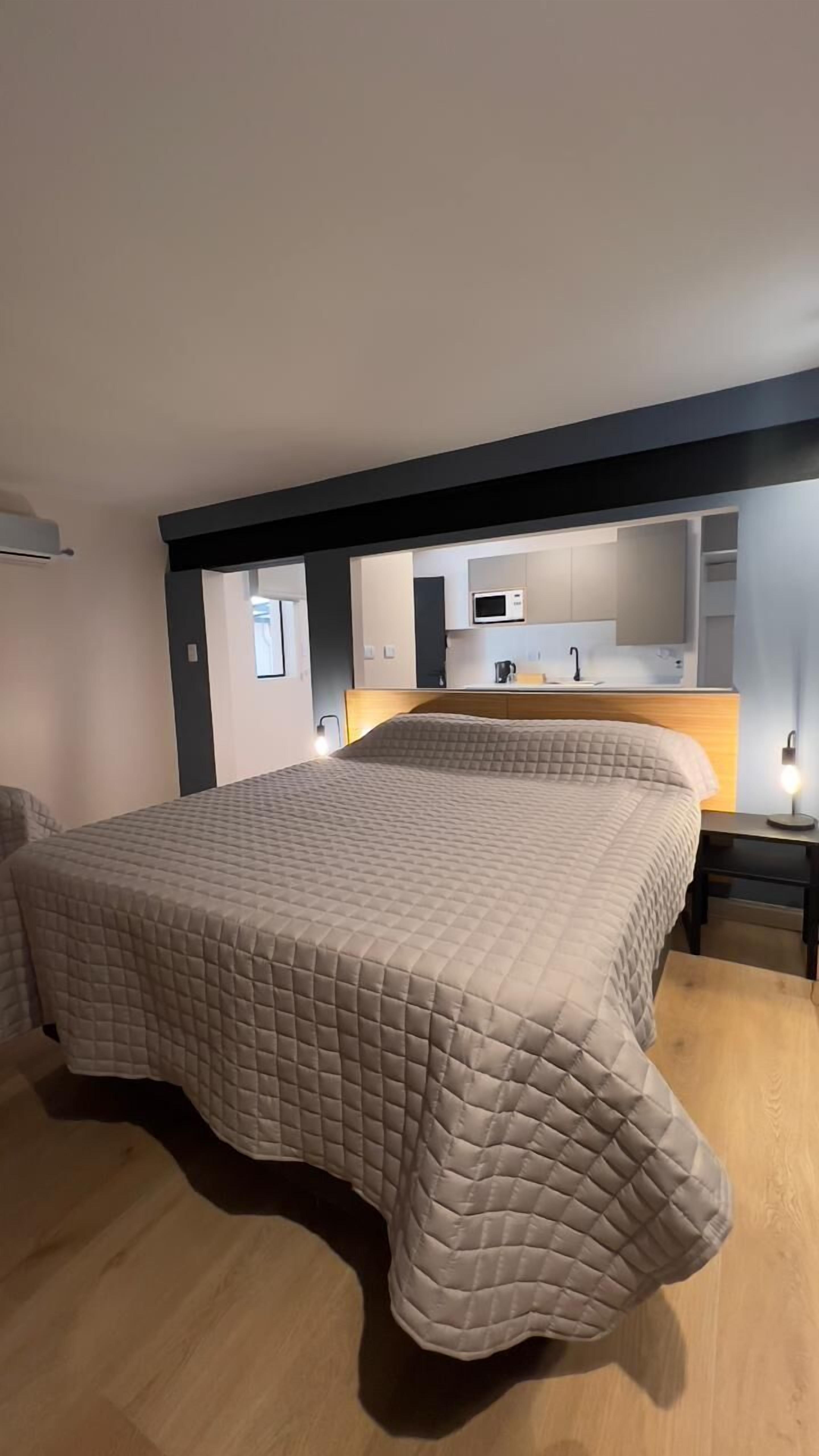 Ropa de cama de alta calidad, cubrecamas y colchones con efecto memoria 