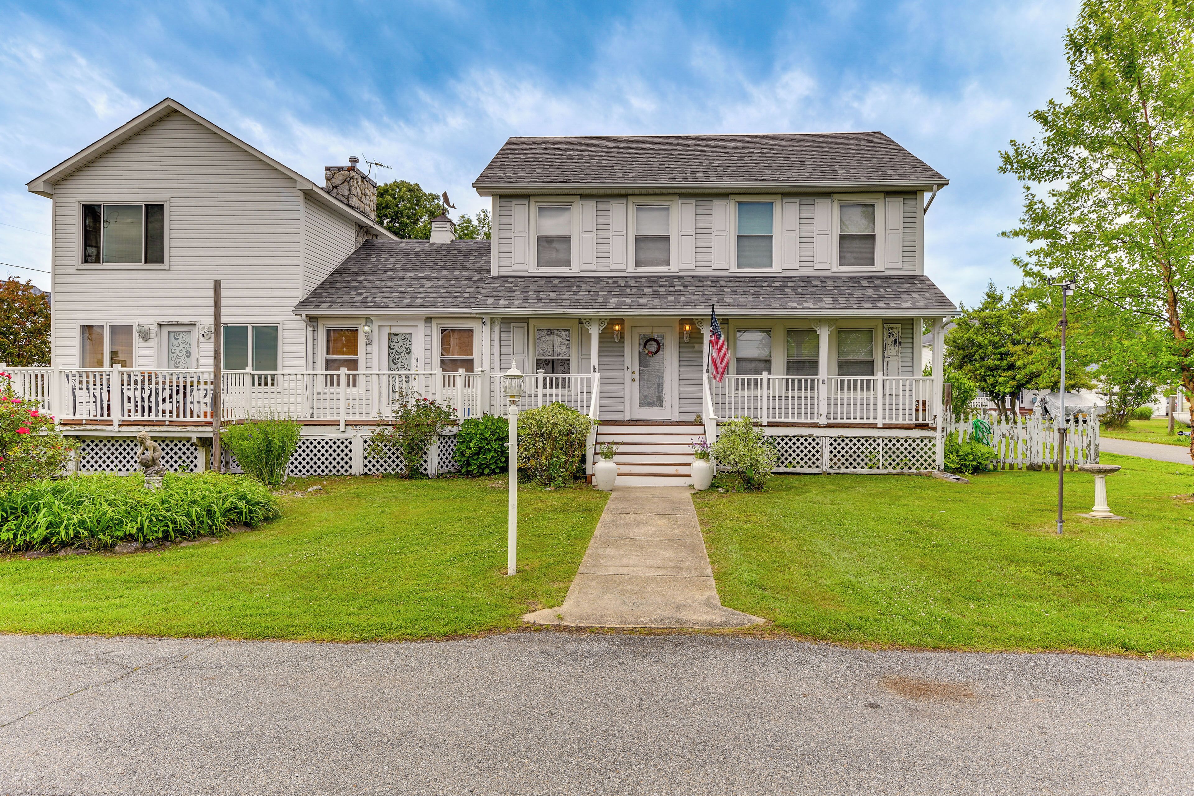 Waterfront Shady Side Home w/ Chesapeake Bay View!