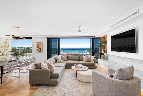 Smart TV