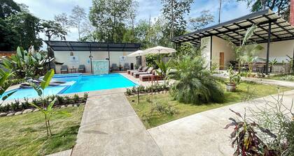 103 - Luxury Huge Villa Near Puerto Viejo - Pool/AC/Wifi