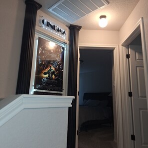 Interior - Larger 7+ Bed Home  With Movie Theater near SanAntonio & Randolph Air force base (Universal City)