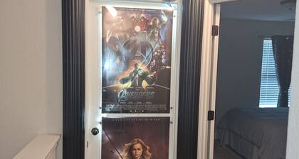 Larger 7+ Bed Home With Movie Theater near SanAntonio & Randolph Air force base