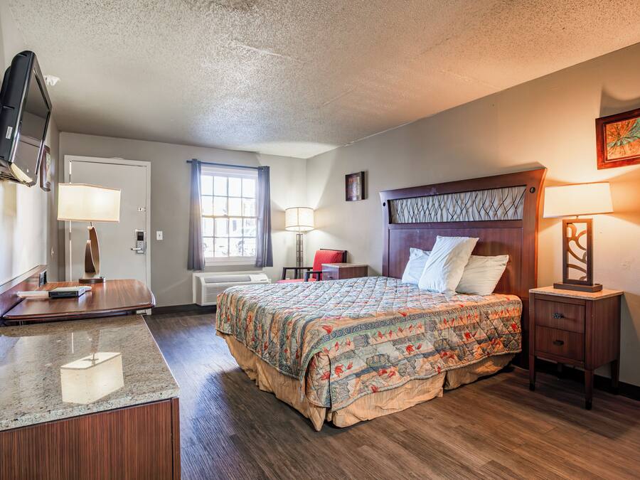 Phòng Tiêu chuẩn, 1 giường cỡ king | Bàn, truy cập Internet không dây miễn phí