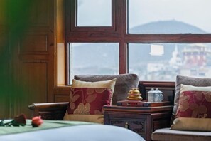 Unclassified image, 5 of 102, button - Songjing Bieyuan Homestay (Shangri-La Ganden Sumtseling Monastery) (Shangri-La)
