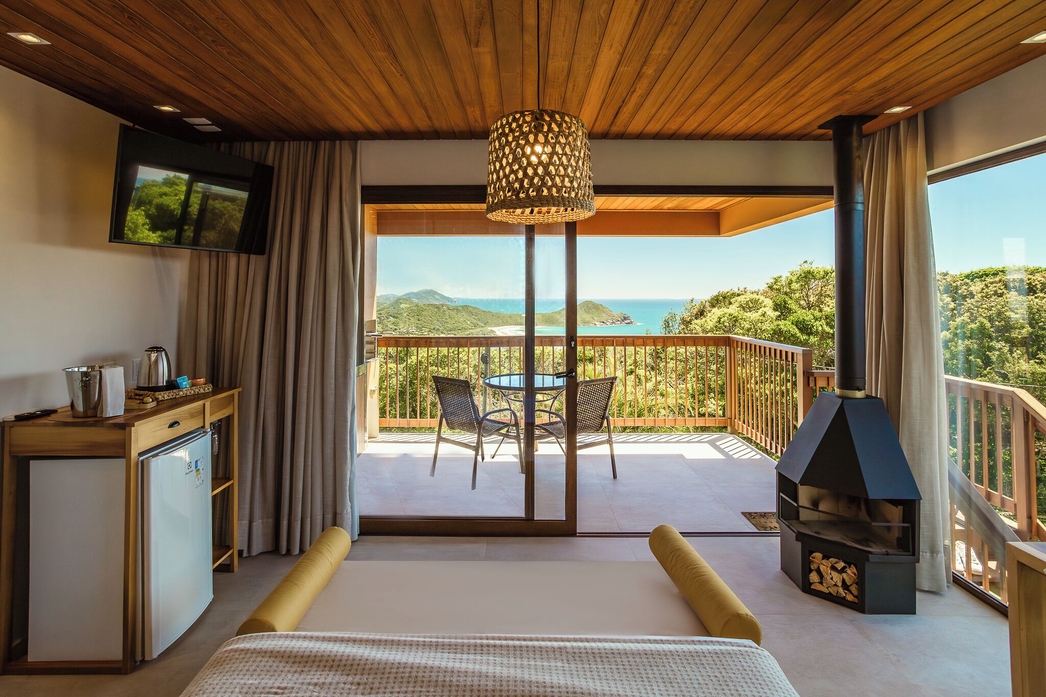 Deluxe Double Room, Balcony, Sea View | Room amenity