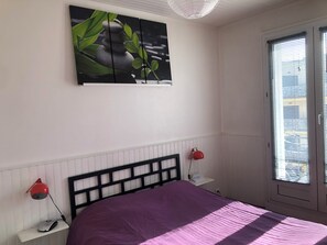 2 bedrooms, iron/ironing board, WiFi, bed sheets - Appartement 3 Pièces 70m² Duplex, Familiale, Confortable, Lumineux et Atypique (Courbevoie)