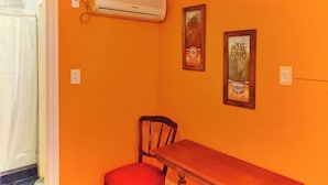 Ảnh chưa phân loại, 3 trong số 157 ảnh, nút