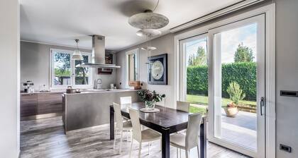 F Tale country house