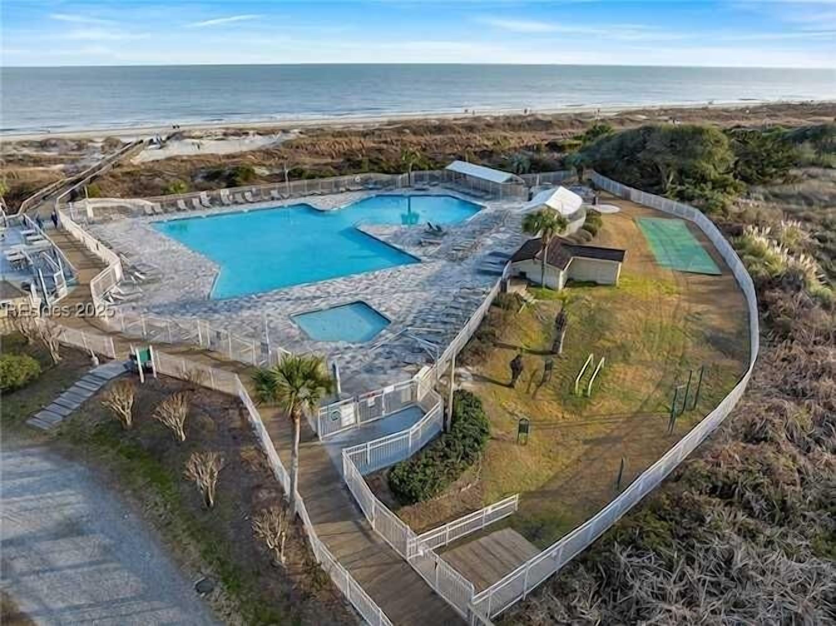 Largest resort pool on the island with kiddie pool