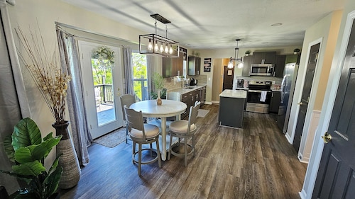 Cozy, Beautiful, Lovely Home Away from Home.  Perfect for family re-unions!