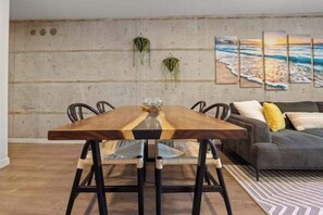 Dining - Modern Industrial with Free Parking (Spokane)
