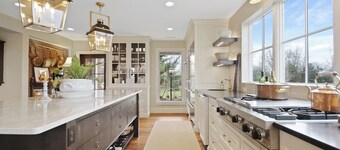 Orchard Hill Arrow Rock