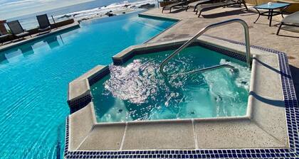 Rosarito Beach and pool access apartment 2bd 2b