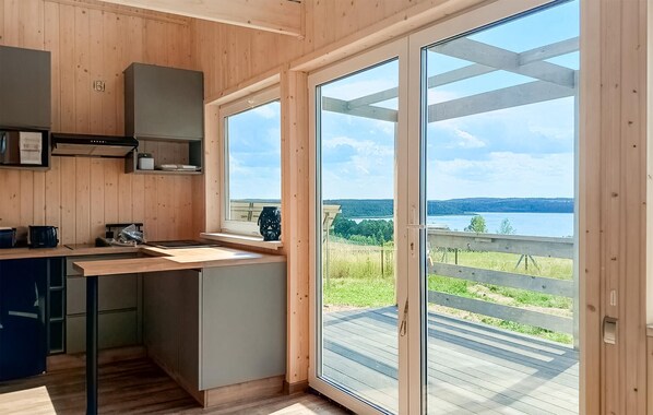 Fridge - 2 bedroom beautiful home in Brzuze (Brzuze)