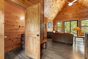 TV connectée, cheminée