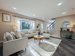 Smart TV, table football