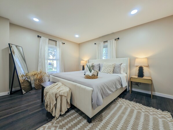 3 bedrooms, iron/ironing board, travel cot, free WiFi