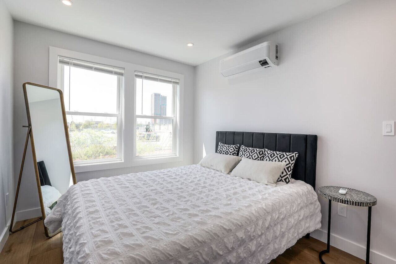 3 室のベッドルーム、アイロン / アイロン台、旅行用ベビーベッド、WiFi (無料)