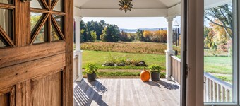 Breathtaking, Modern & Luxurious Home from Home.