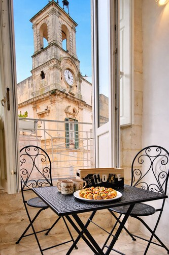 luxury home in the heart 
 town