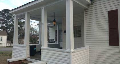 #424 DOWNTOWN FLORENCE HOME CLOSE TO EVERYTHING!