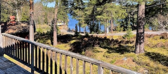 Awesome home in Ingarö with house sea view