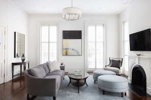 Appartement Signature, 1 chambre (Self Check-in with Virtual Front Desk) | Coin séjour