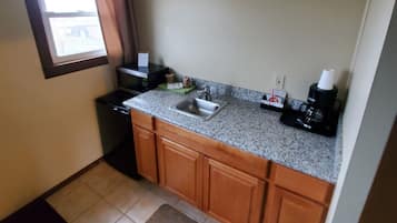Fridge, microwave, coffee/tea maker