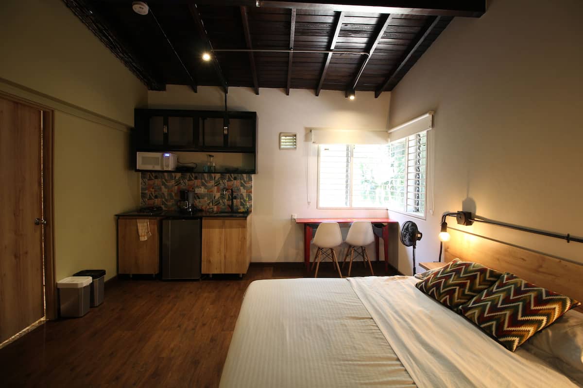 Appartement Ville (FRN108) | 1 chambre, bureau, Wi-Fi gratuit