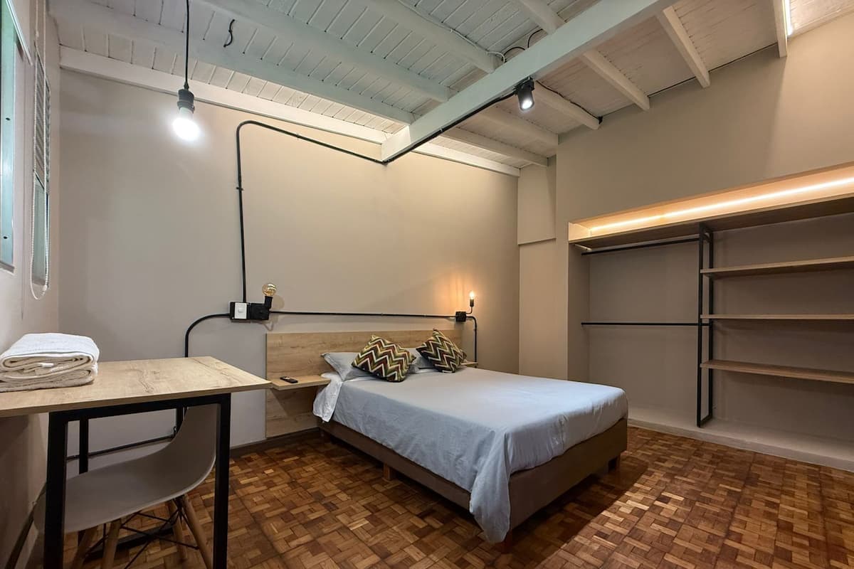 Economy-Apartment (FRN104) | Schreibtisch, kostenloses WLAN