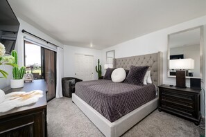 1 camera, una scrivania, ferro/asse da stiro, Wi-Fi gratuito