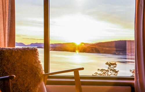 3 bedroom amazing home in åfarnes