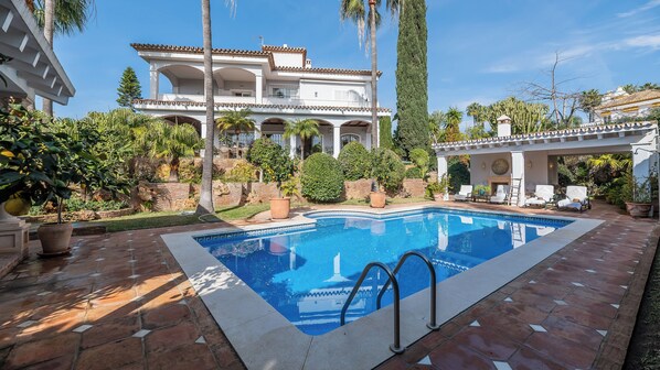 Pool - All About Bahia Bliss Villa (Marbella)