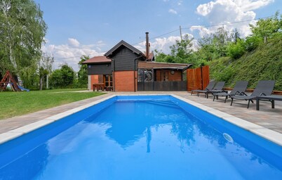 Nice home in Bakovcica with sauna