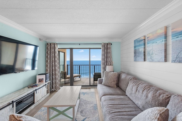 Télévision, cheminée