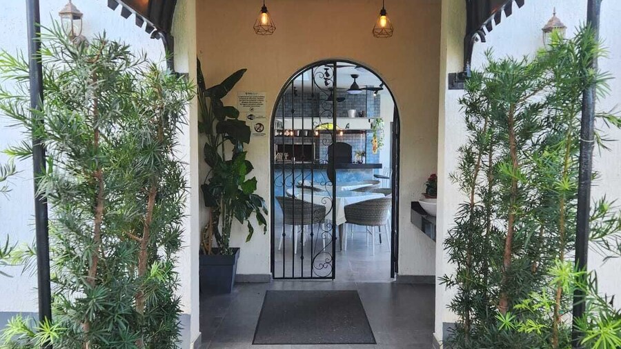 Oasis-Dream Holidays - La Petite France