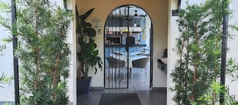Oasis-Dream Holidays - La Petite France