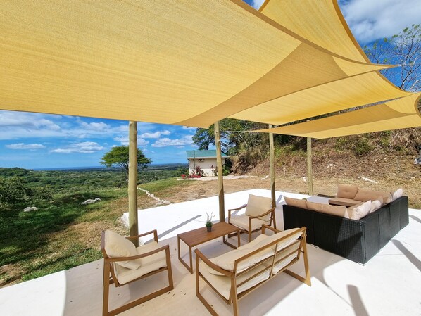 SkyCloud Bungalows | Terrace/patio