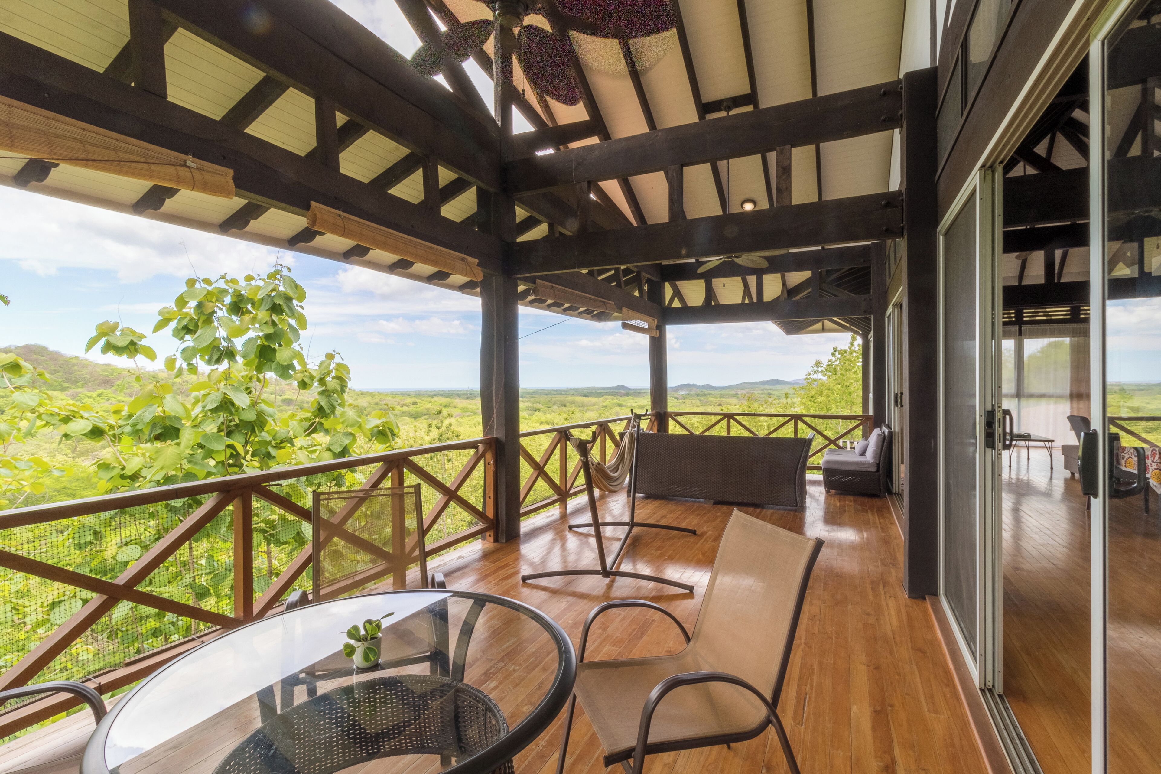 Panoramic Tree House | Terrace/patio