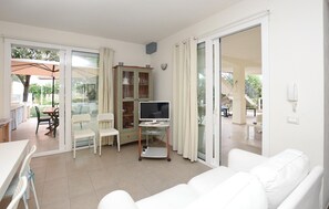 TV - Awesome home in Marina di Modica (Marina di Modica)