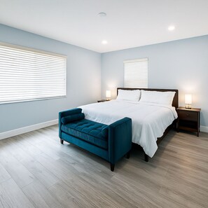 4 bedrooms, iron/ironing board, WiFi, bed sheets - Countryside Retreat! (Riverview)