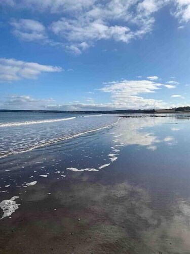 Pondville Beach Cottage