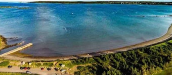 Pondville Beach Cottage