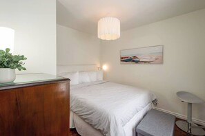 1 soverom, strykejern/-brett, wi-fi og sengetøy