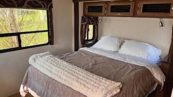1 chambre, fer et planche Ă repasser, Wi-Fi, draps fournis