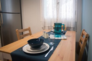 تناول الطعام