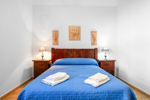 3 habitaciones, tabla de planchar con plancha y wifi gratis 
